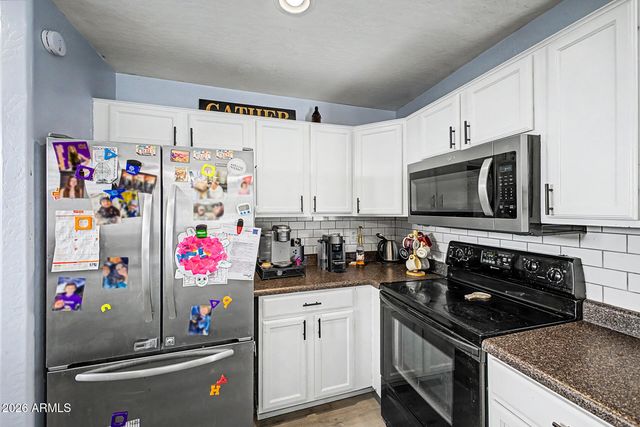 11426 W MADISEN ELLISE Drive, Surprise, AZ 85378