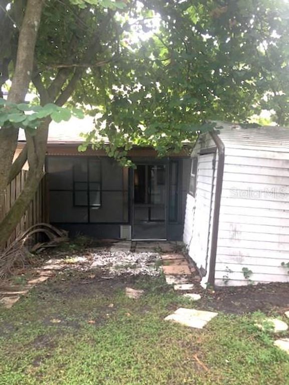 Image 22 of property listing at 2836 HUNT CLUB LANE 2B, Orlando, FL 32826