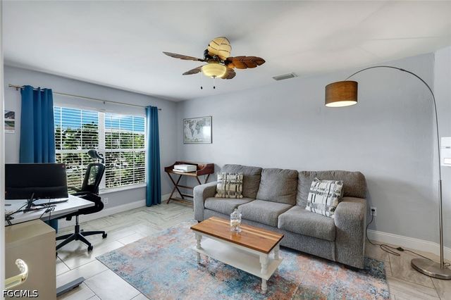 1402 NE 19th TER, Cape Coral, FL 33909