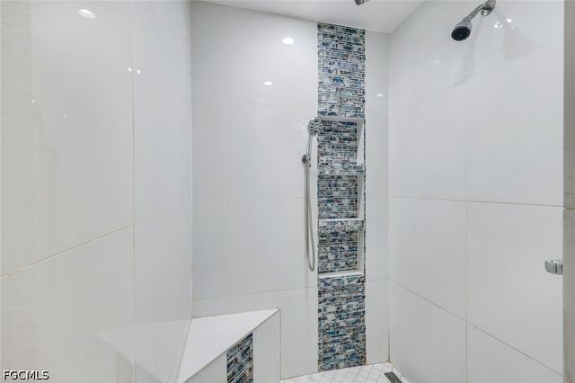 1402 NE 19th TER, Cape Coral, FL 33909