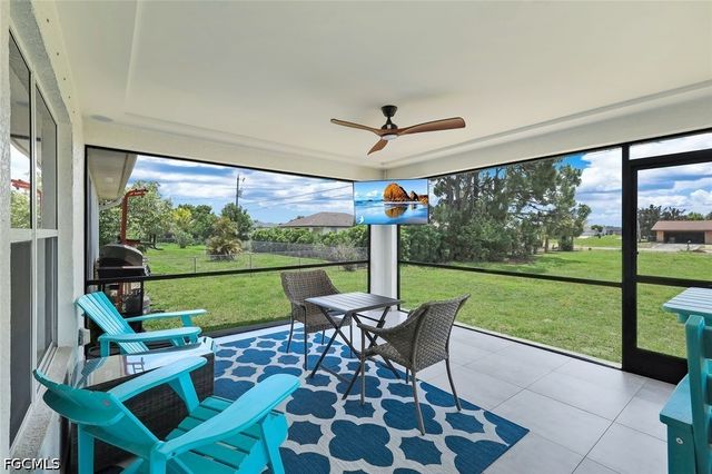 1402 NE 19th TER, Cape Coral, FL 33909