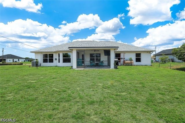 1402 NE 19th TER, Cape Coral, FL 33909
