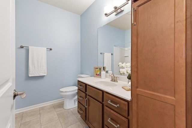 W197N16894 Stonewall DRIVE, Jackson, WI 53037