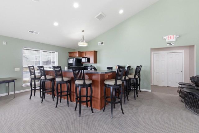 W197N16894 Stonewall DRIVE, Jackson, WI 53037