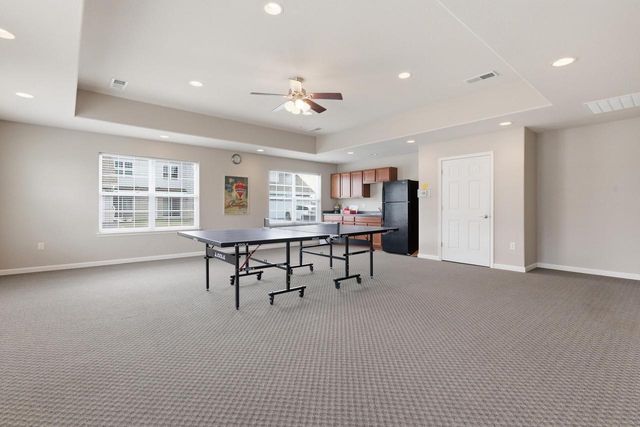 W197N16894 Stonewall DRIVE, Jackson, WI 53037