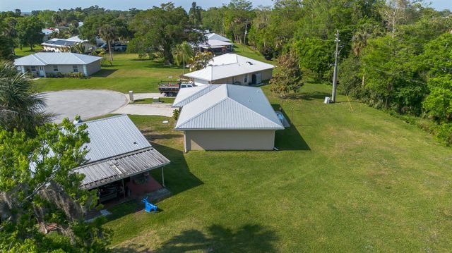 4881 SE 42nd Street, Okeechobee, FL 34974