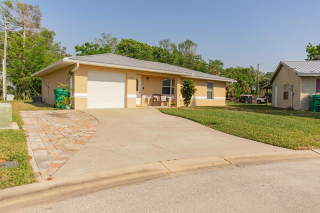 4881 SE 42nd Street, Okeechobee, FL 34974