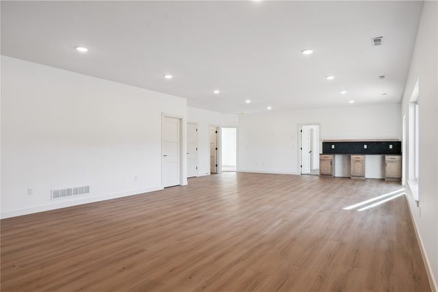 715 Cedar Bend Drive, Solon, IA 52333