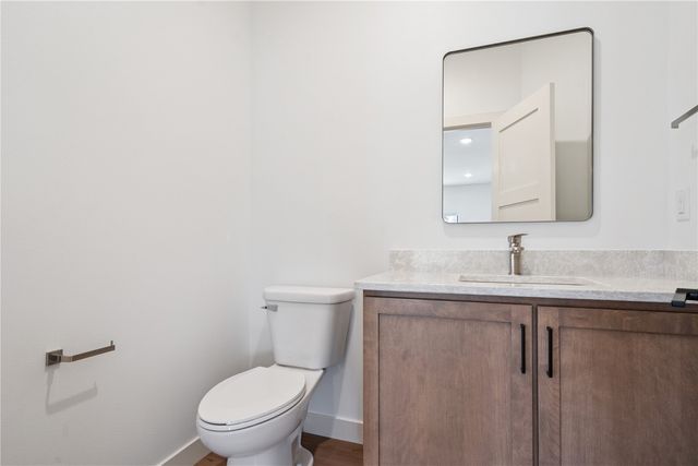 715 Cedar Bend Drive, Solon, IA 52333