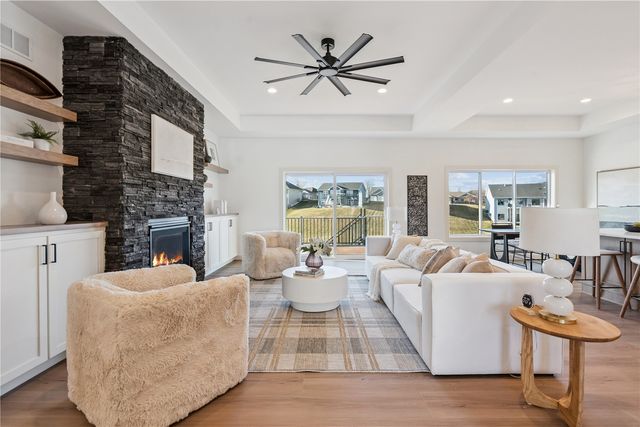 715 Cedar Bend Drive, Solon, IA 52333