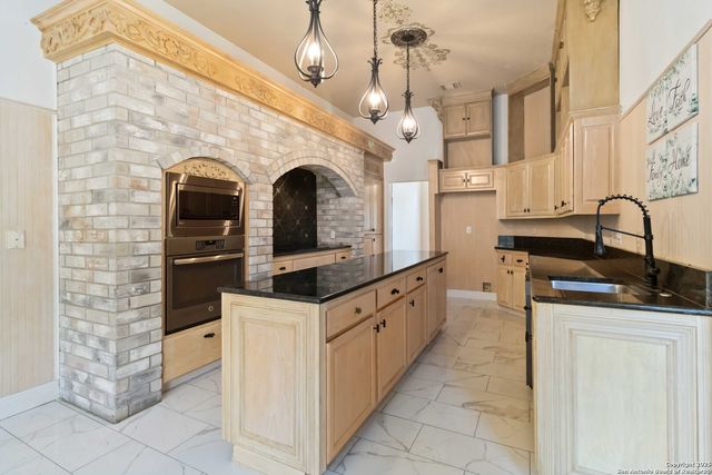 519 Mission Viejo, San Antonio, TX 78232