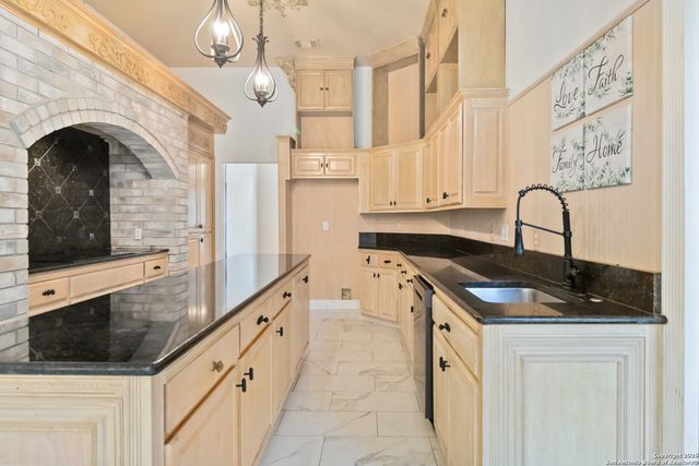 519 Mission Viejo, San Antonio, TX 78232