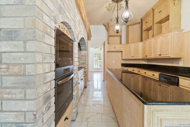 519 Mission Viejo, San Antonio, TX 78232