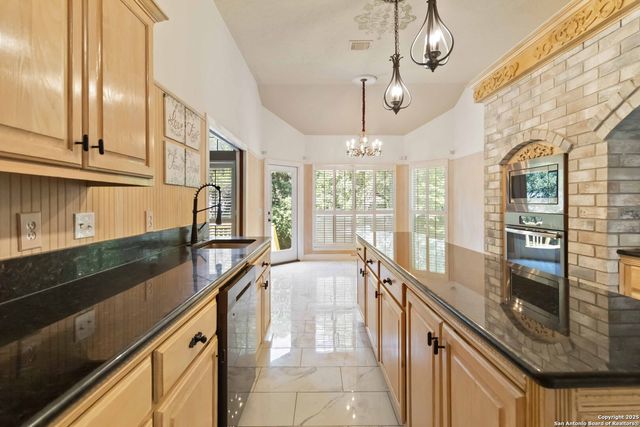 519 Mission Viejo, San Antonio, TX 78232