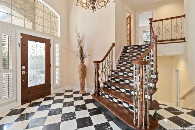 519 Mission Viejo, San Antonio, TX 78232