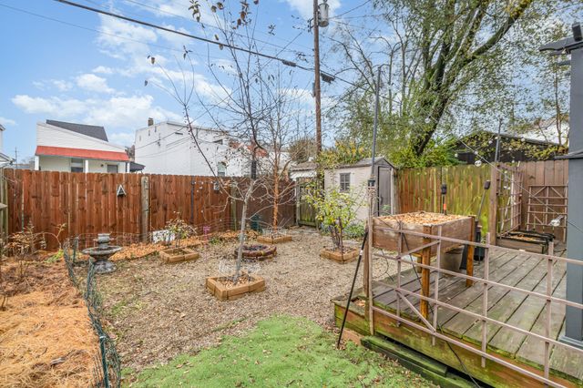 927 Monroe Street, Newport, KY 41071