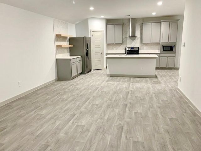 2824 Gunnersbury Drive, Houston, TX 77047