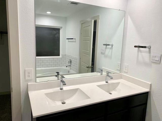 2824 Gunnersbury Drive, Houston, TX 77047