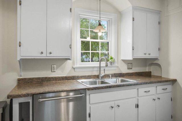 1502 Farragut Street, Madison, WI 53704