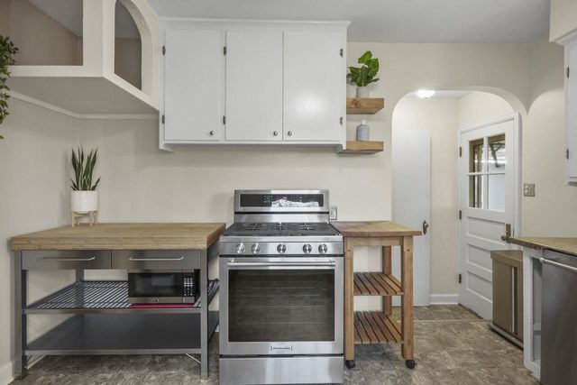 1502 Farragut Street, Madison, WI 53704