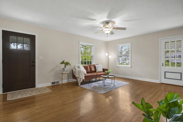 1502 Farragut Street, Madison, WI 53704