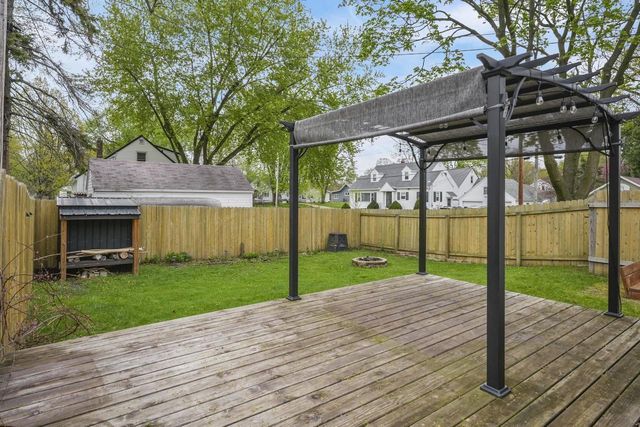 1502 Farragut Street, Madison, WI 53704