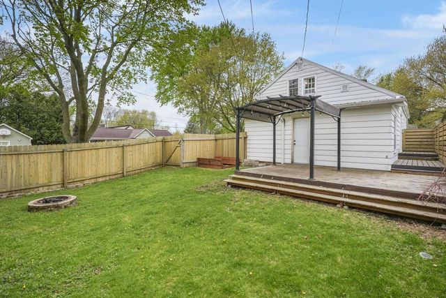 1502 Farragut Street, Madison, WI 53704