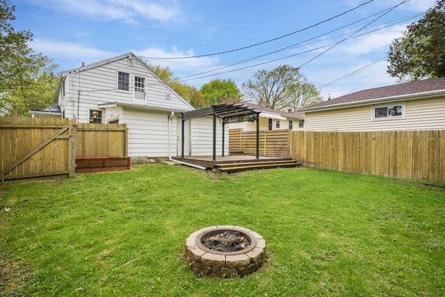 1502 Farragut Street, Madison, WI 53704