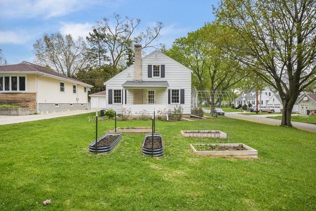 1502 Farragut Street, Madison, WI 53704