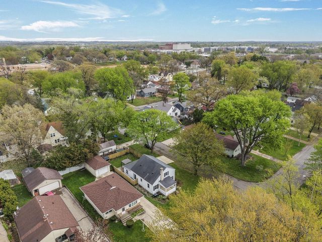 1502 Farragut Street, Madison, WI 53704