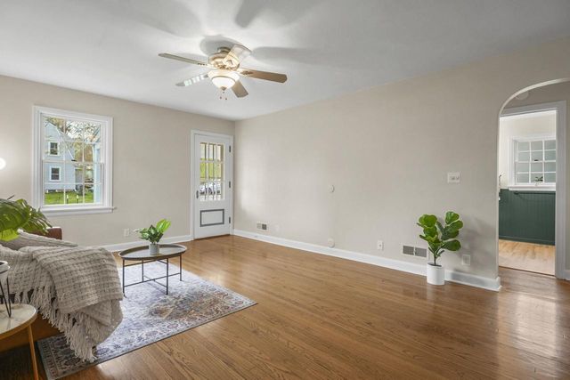 1502 Farragut Street, Madison, WI 53704