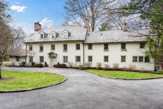 3 El Retiro Lane, Irvington, NY 10533