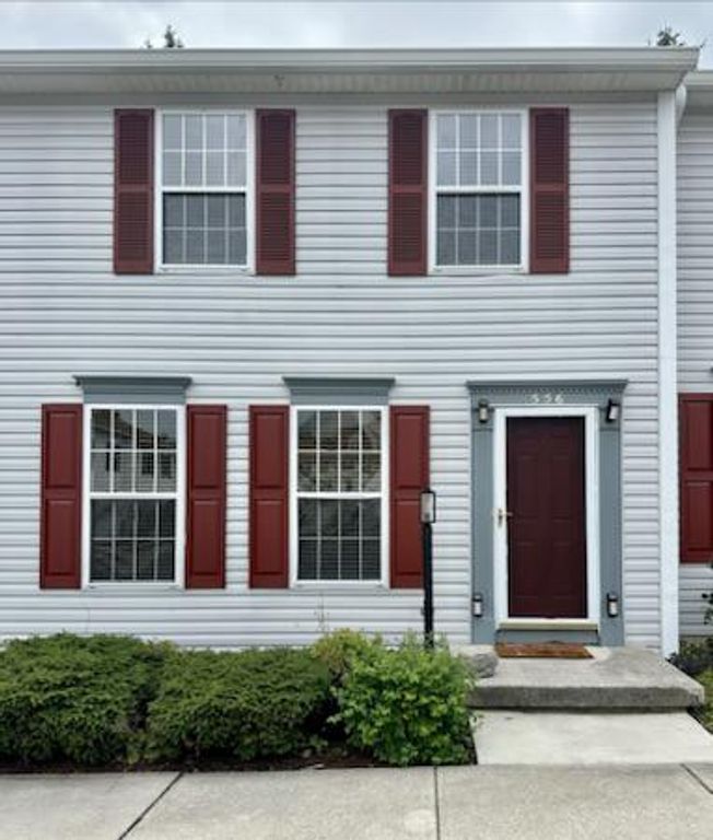 556 DOWNINGTON CT, Harrisburg, PA 17112