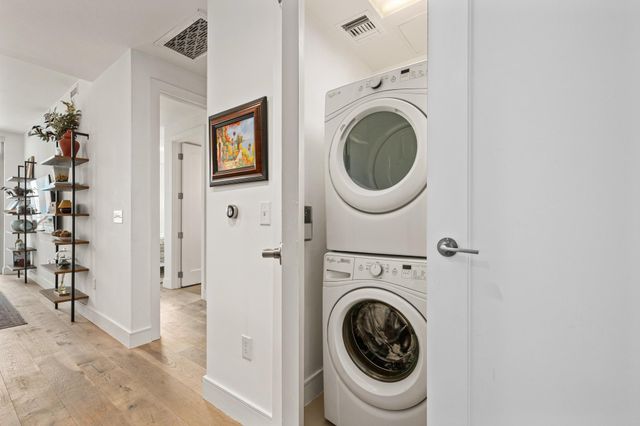 222 West Ave 2507, Austin, TX 78701