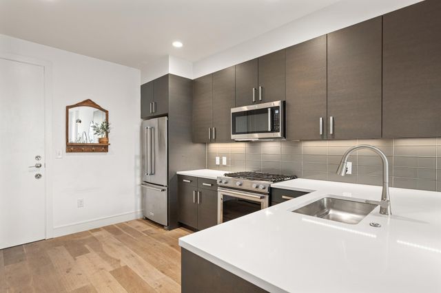 222 West Ave 2507, Austin, TX 78701