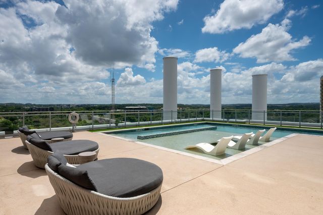 222 West Ave 2507, Austin, TX 78701