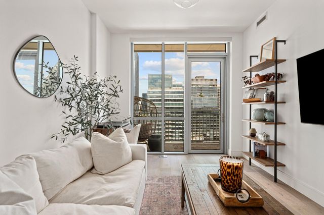 222 West Ave 2507, Austin, TX 78701