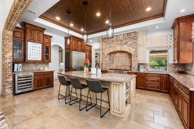 2734 Forest View, Richmond, TX 77406