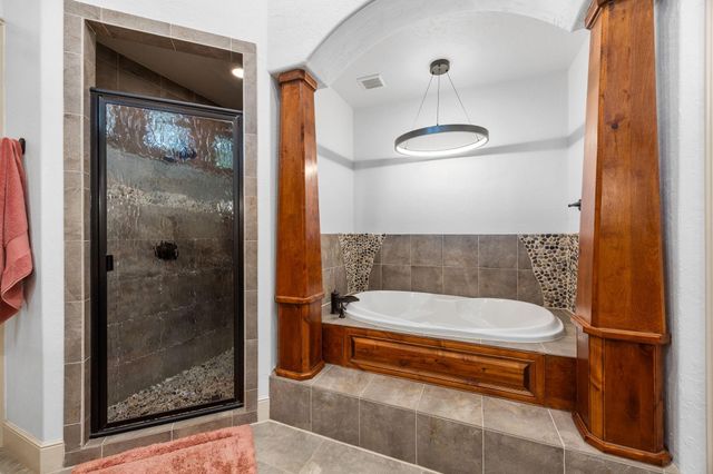 2734 Forest View, Richmond, TX 77406