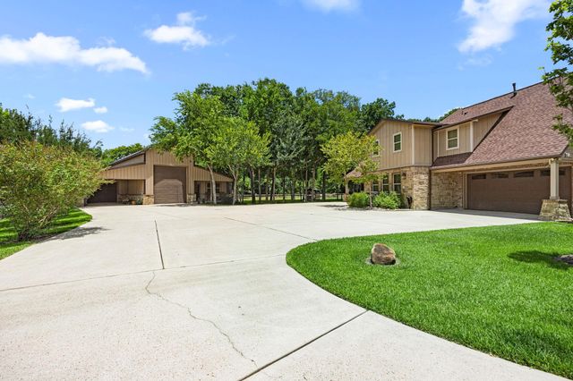 2734 Forest View, Richmond, TX 77406