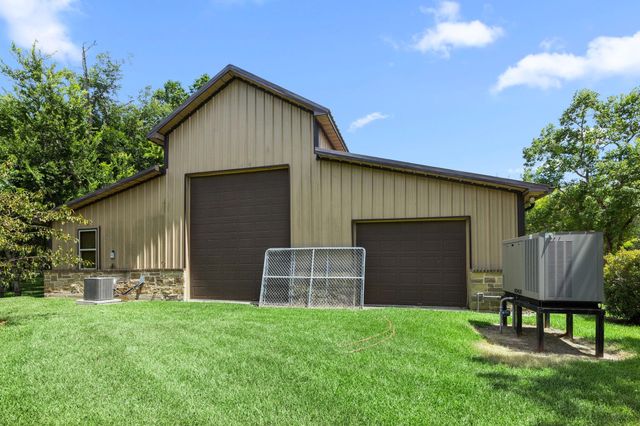 2734 Forest View, Richmond, TX 77406
