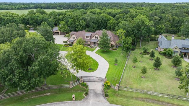 2734 Forest View, Richmond, TX 77406