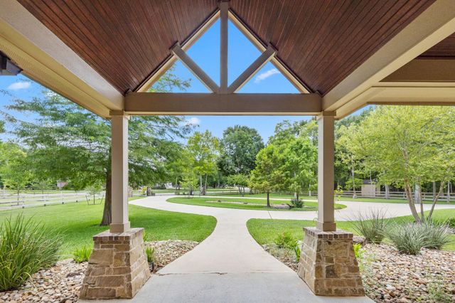 2734 Forest View, Richmond, TX 77406