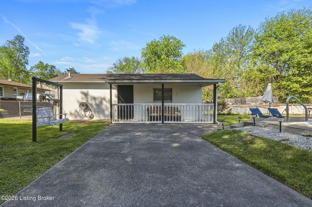1109 Lavista Way, Louisville, KY 40219