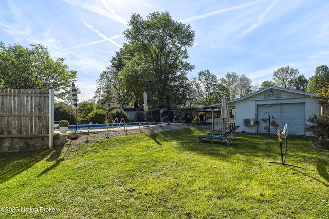 1109 Lavista Way, Louisville, KY 40219