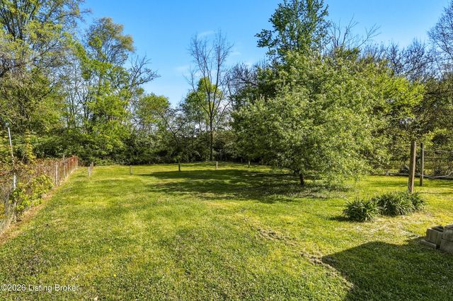 1109 Lavista Way, Louisville, KY 40219