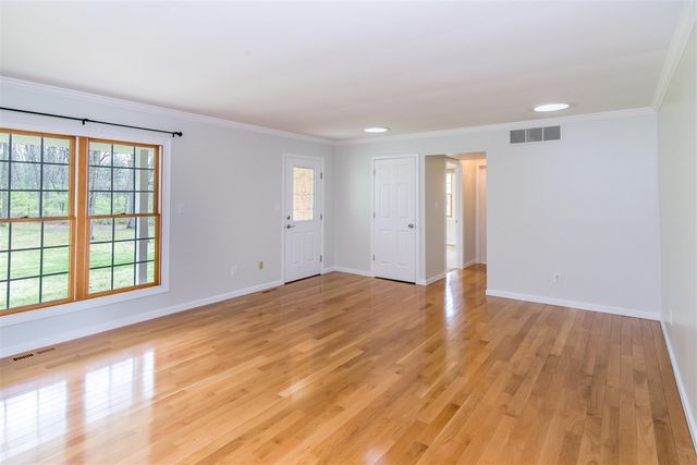 6868 Crane Road, Ypsilanti, MI 48197