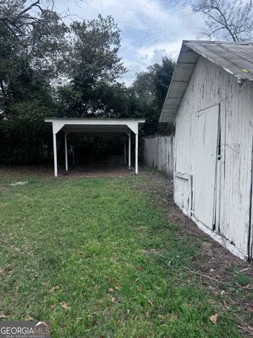 139 Register Avenue, Reidsville, GA 30453