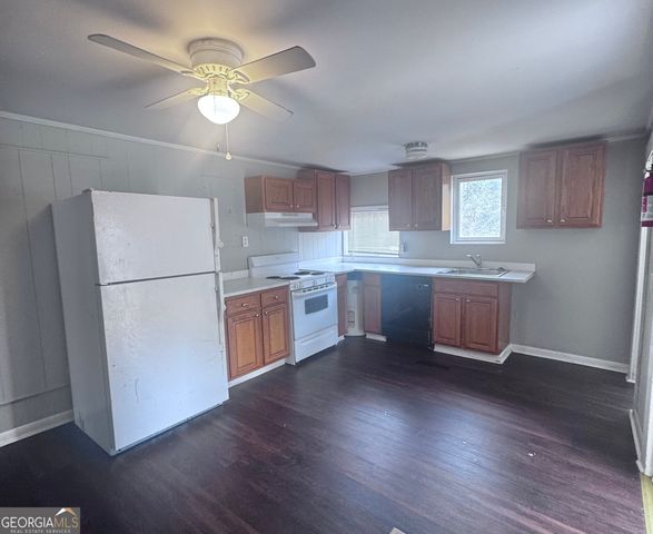 139 Register Avenue, Reidsville, GA 30453