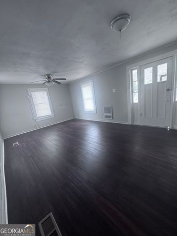 139 Register Avenue, Reidsville, GA 30453